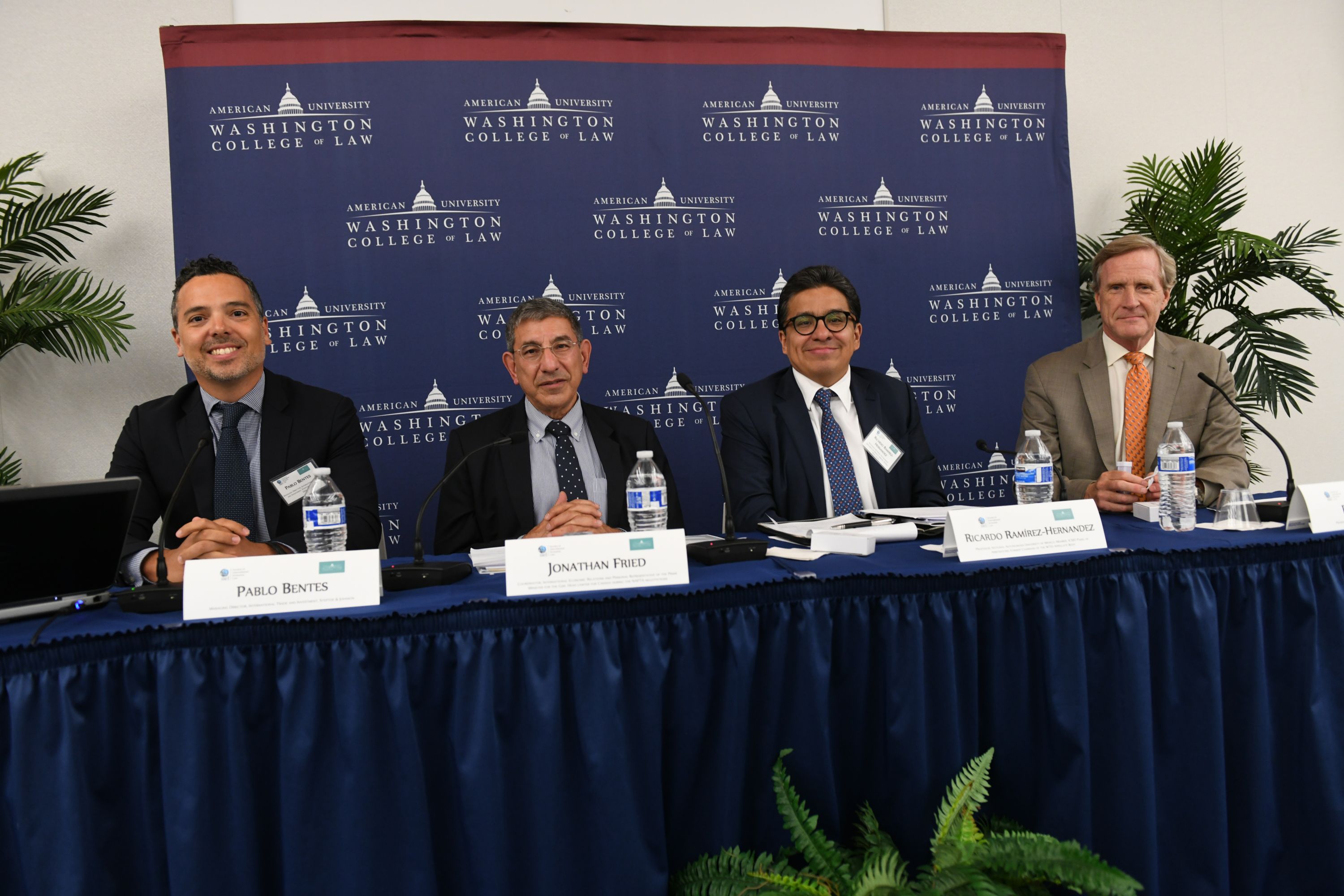 Panel on “The NAFTA State of Play and the Implications Arising from the New Rules”. Left to right: Pablo Bentes, Managing Director, International Trade and Investment, Steptoe & Johnson, Jonathan Fried, Head lawyer for Canada during the NAFTA negotiations, Ricardo  Ramirez-Hernandez, Former Chairman of the WTO Appellate Body, and Rufus Yerxa, President, National Foreign Trade Council, Washington, DC.