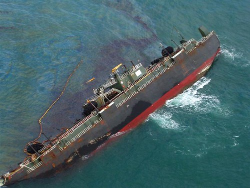 FSO Safer: The ageing oil tanker is a time bomb on Yemen’s coast