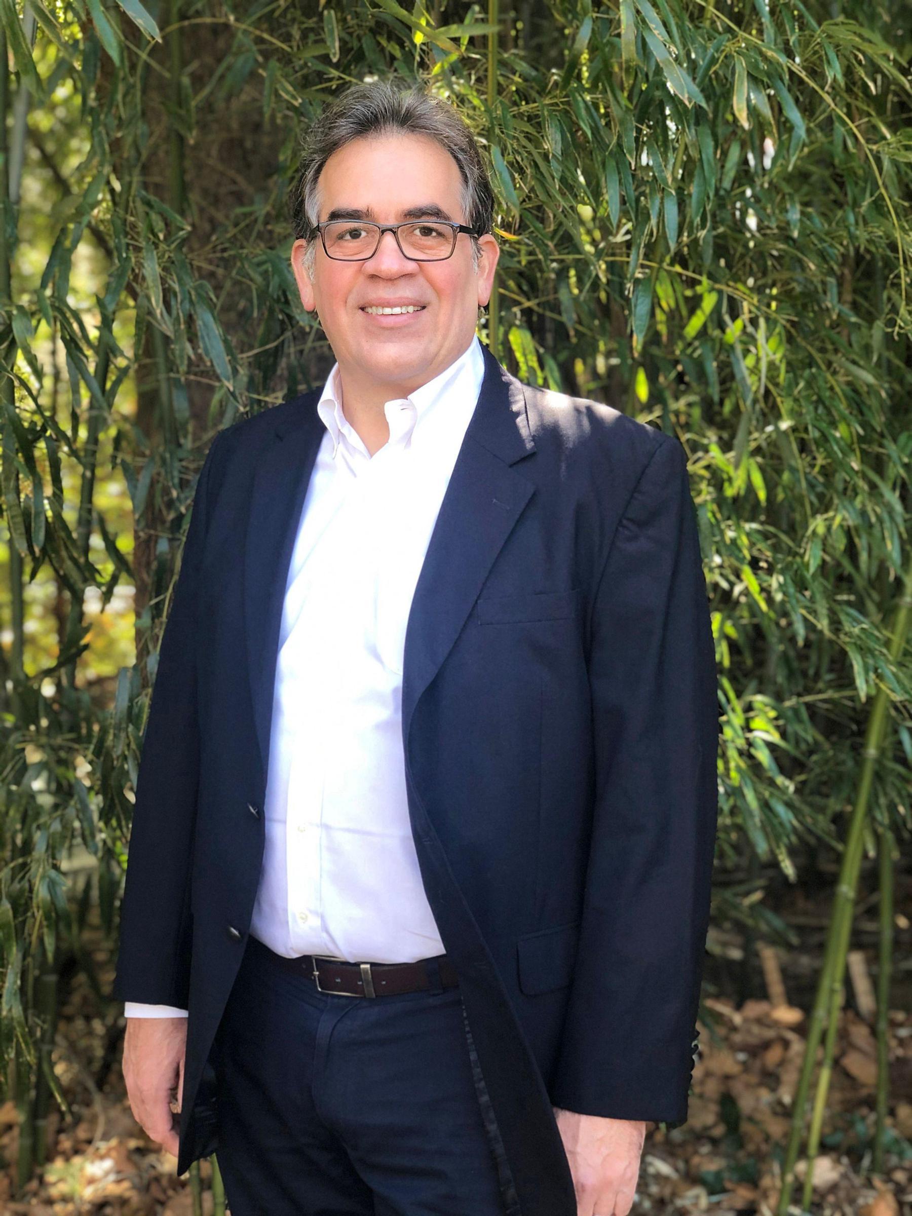 Ignacio Alvarez LL.M. ’99 Ignacio Alvarez LL.M. ’99